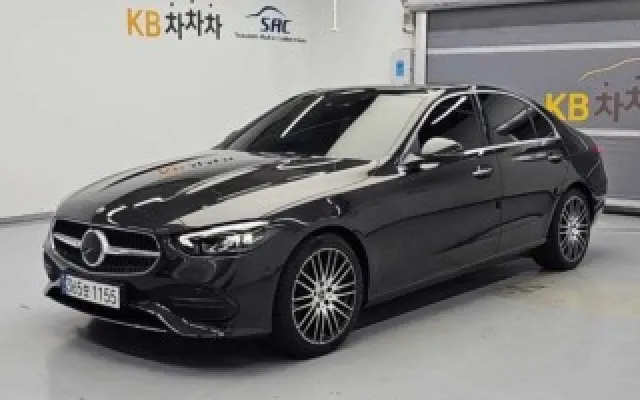 인천중고할부 C클래스 W206 C300 4MATIC 아방가르드 매물 사진 7 - 2024/04 30,070km